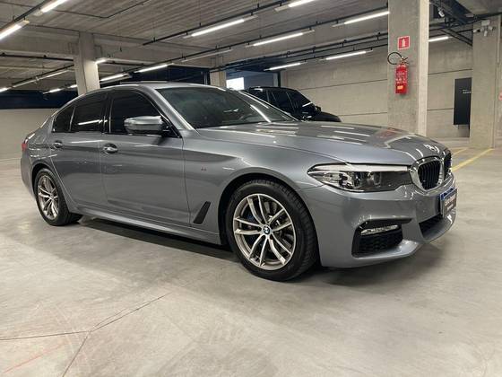 BMW 530i 2.0 16V TURBO GASOLINA M SPORT AUTOMÁTICO BMW 530i 2.0 16V TURBO GASOLINA M SPORT AUTOMÁTICO
